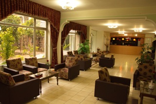 تور شیراز پارک هتل - آژانس مسافرتی و هواپیمایی آفتاب ساحل آبی